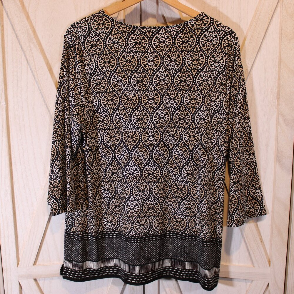 Chico’s Black Geometric Blouse workwear Size 2 - Picture 2 of 7